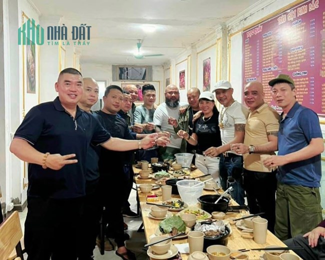 CHÍNH CHỦ CẦN SANG NHƯỢNG HOẠC HỢP TÁC KINH DOANH KHAI THÁC NHÀ HÀNG ĐANG HOẠT ĐỘNG TẠI MINH KHAI