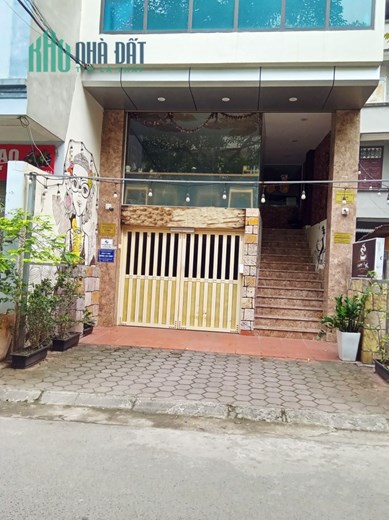 Gia đình cần bán nhà gấp Phố Nguyễn Phong Sắc giá 23 tỷ, 100m x 7T, Oto tránh nhau