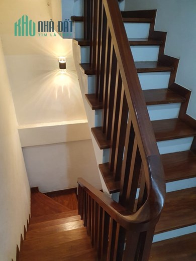 SIÊU PHẨM ĐỐNG ĐA - MỚI ĐẸP - GARA - KINH DOANH - PHÂN LÔ - Ô TÔ TRÁNH. DT 50m, MT5.2m giá 11.5 tỷ.