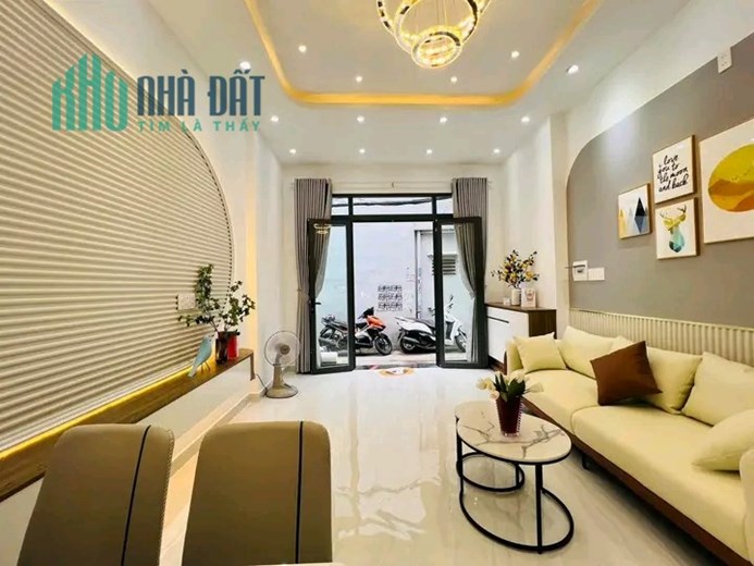 Nhà 3 phòng ngủ, 4 tầng BTCT, chỉ 4 tỷ.