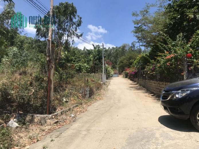 Do cần tiền nên chủ đất cần bán gấp lô đất 200m2 tại TP. Nha Trang với giá 860tr