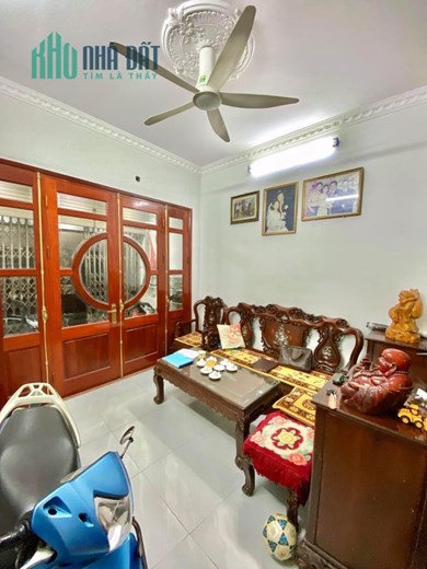 Ô tô đỗ cửa, Mễ Trì Thượng, Nam Từ Liêm, 42m2, 4 tầng, giá 5.4 tỷ