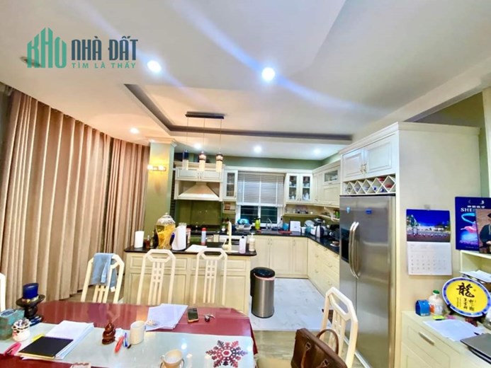 BÁN NHÀ MẶT PHỐ GIANG VĂN MINH, 3 THOÁNG, THANG MÁY, 140M2 NHỈNH 39 TỶ