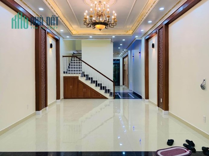 CĂN NHÀ CAO CẤP  tại Quán Nam 89m2 x 5 tầng thang máy ĐẲNG CẤP HIỆN ĐẠI