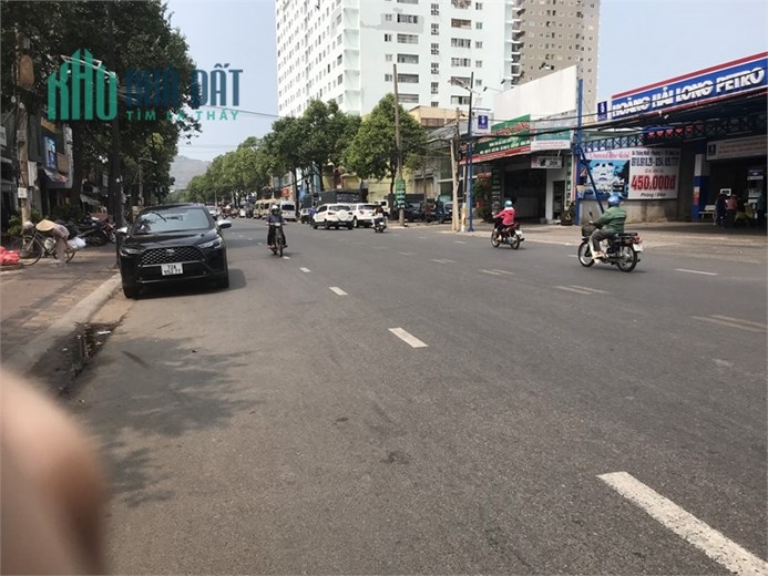Cho thuê mặt bằng 1 trệt 2 ngã tư đường nam kỳ khởi nghĩa, tp.vũng tàu