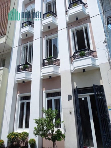 NHÀ BÁN HXH Quận 7 _ Sát VinCom Nam Long, 4 Tầng_Ngang 5,5m_ NHỈNH 8 TỶ