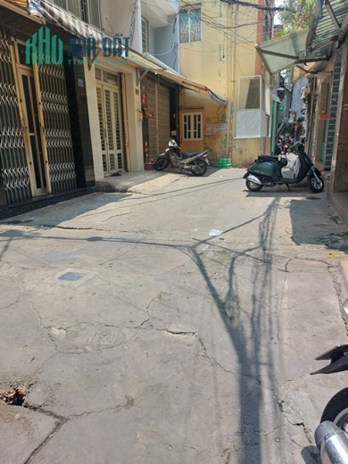 Gấp bán nhà Nguyễn Tri Phương Hẻm 1 sẹc thẳng trục, 4tầng BTCT, nở hậu, hiệu suất KD cao, 5tỷ4.