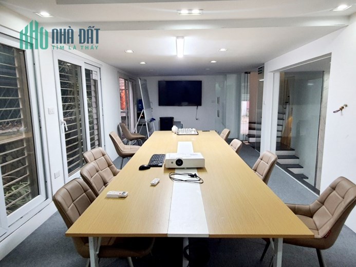 CHO THUÊ BIỆT THỰ MỸ ĐÌNH - 130M2, 4 TẦNG - THANG MÁY - GIÁ 40 TRIỆU