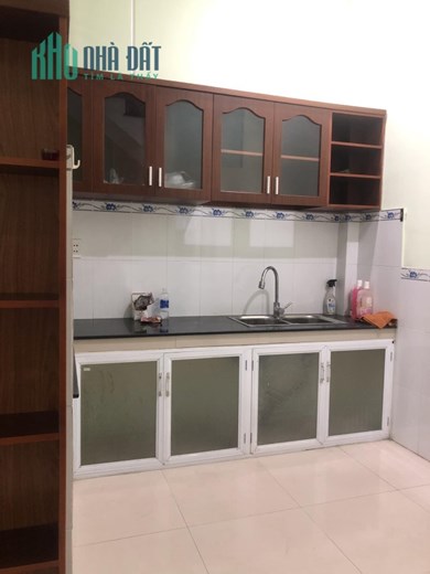 RẺ NHẤT KHU VỰC TỈNH LỘ 10 - HẺM XE TẢI - 5.5 x 11M - 4 TẦNG - CHỈ 3.55 TỶ.