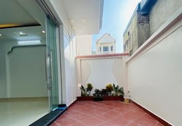 Bán nhà phố Vĩnh Tiến - Lê CHân, 50m x 4 tầng độc lập mới tinh, sân cổng riêng, GIÁ 3.29 tỉ