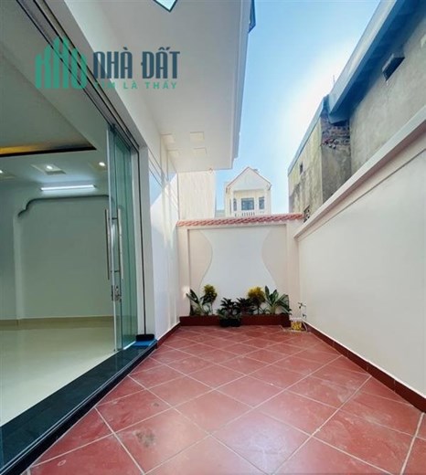 Bán nhà phố Vĩnh Tiến - Lê CHân, 50m x 4 tầng độc lập mới tinh, sân cổng riêng, GIÁ 3.29 tỉ