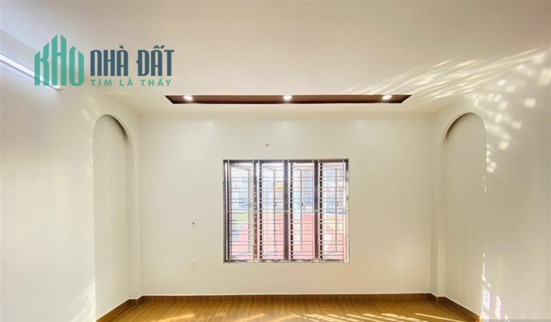 Bán nhà phố Vĩnh Tiến - Lê CHân, 50m x 4 tầng độc lập mới tinh, sân cổng riêng, GIÁ 3.29 tỉ