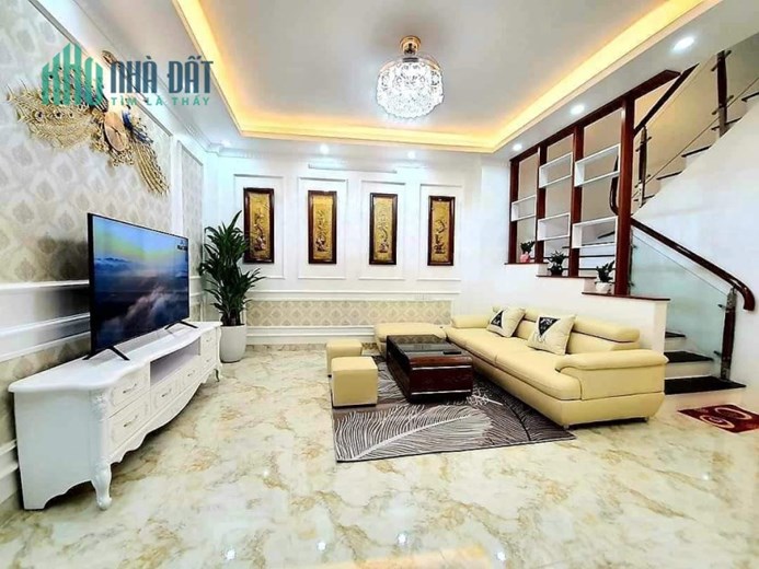 Bán Nhà Quận Dống Đa, Nhà Đẹp, Ngõ rộng thênh thang, 44m x4 tầng, MT 4.3m