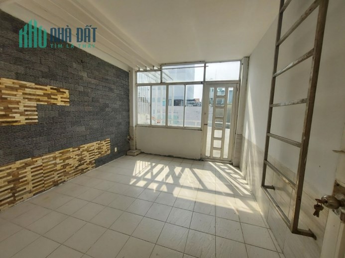 Bán nhà mặt tiền đường Phú Định Phường 11 Quận 5 chỉ 15 tỷ 56m2 5 tầng BTCT