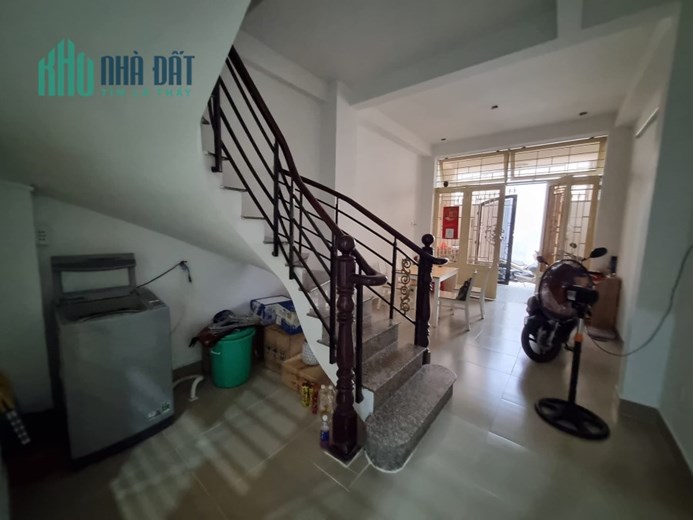 BÁN NHÀ HẺM 4M ĐƯỜNG NGUYỄN KIỆM 62M2 NHỈNH 6 TỶ.