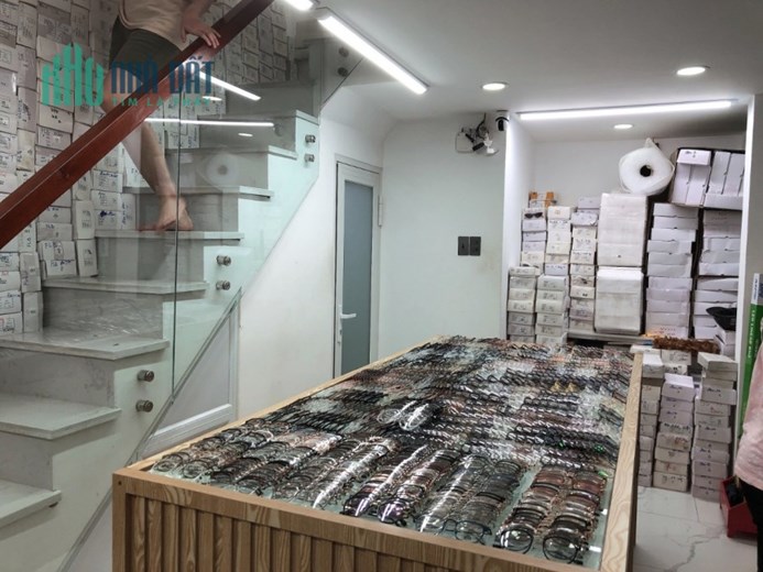 Bán nhà 4 tầng BTCT HXH đường Cao Đạt Phường 1 Quận 5 chỉ 6x tỷ giá rẻ