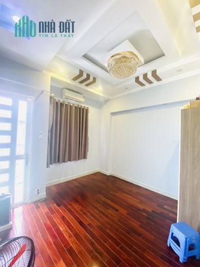 Nhà Lê Văn Quới, B.Tân. HXH. 4x13x4T. Nhà Đẹp và K.D Tốt, Chỉ 4 Tỷ 200