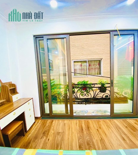 Nhà đẹp Bạch Mai, Hai Bà Trưng, 5 tầng, 45m, Ngõ THÔNG. Vô vàn tiện ích