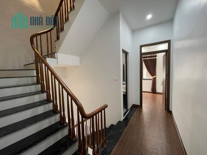 Bán nhà 69m2 Mặt phố Yên Hoa, Tây Hồ Kinh doanh đỉnh 12.3 Tỷ