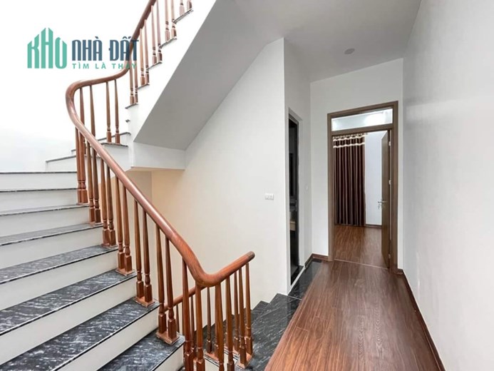 Bán nhà 62m2 Mặt phố Yên Hoa, Tây Hồ Kinh doanh đỉnh 12 Tỷ