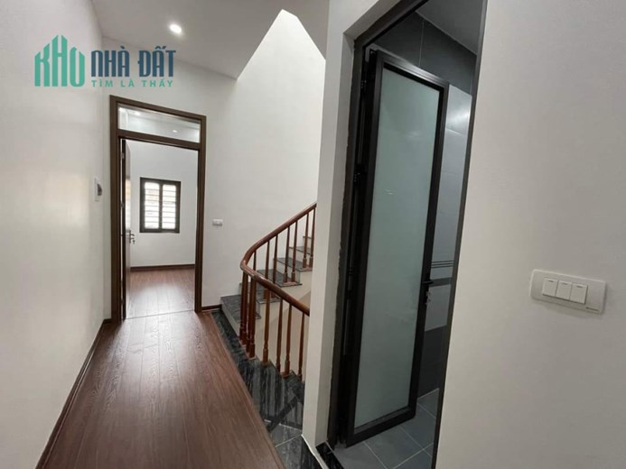 Bán nhà 88m2 6 ngủ Ngõ 32 An Dương, Tây Hồ Gara Ô tô thông 12.6 Tỷ