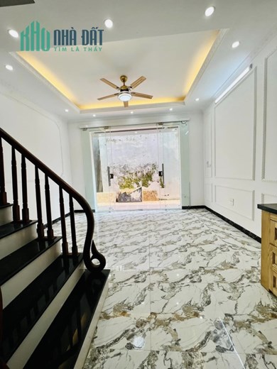 Giảm chào 250TR - Bán nhà chính chủ phố Nguyễn Chính - Tân Mai - Hoàng Mai - Hà nội