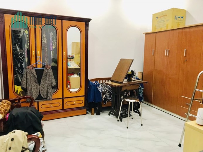 Bán Nhà Mặt Tiền Hoàng Văn Thụ Phường 15 Phú Nhuận Giá 16  tỷ.