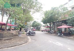 Bán đất vip Tứ Hiệp, ô tô tránh, vỉa hè KD tốt, 100m2, 10.5 tỷ.
