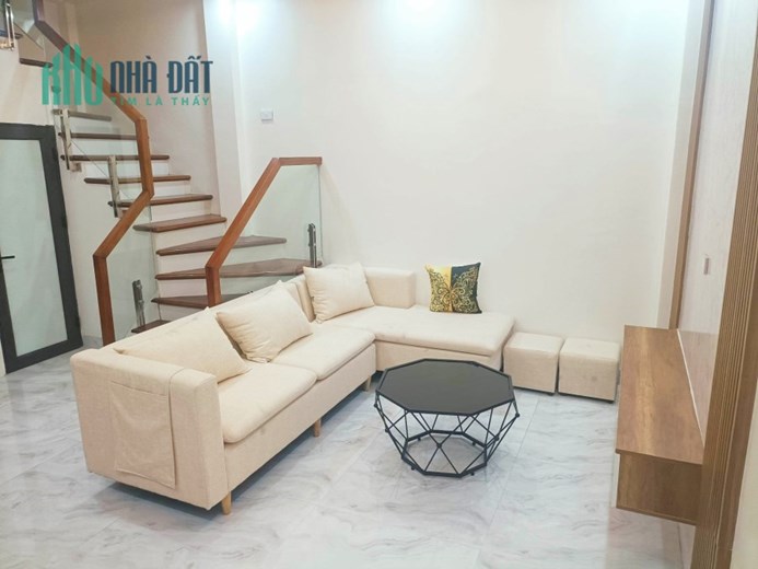 BÁN NHÀ 5T - SỔ RIÊNG - GẦN P XUÂN LA NỘI THẤT TIỀN TỶ GẦN Ô TÔ ĐỖ NHỈNH 4 TỶ