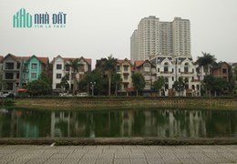 Bác Hoàng bán biệt thự view hồ KĐT Cầu Bươu cạnh The Manor 128m2 chỉ 15.99 tỷ. 0989.62.6116