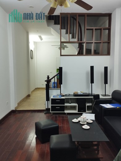 Bán nhà Phố Trường Chinh  KD 35m 5Tầng MT 3,5 chỉ 4,5 tỷ.