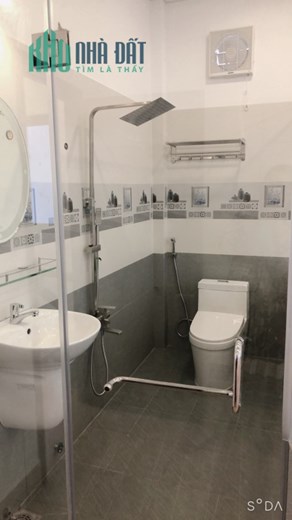 NHÀ MỚI 2 TẦNG, NGAY CHỢ THỦ ĐỨC , HẺM XE TẢI , XE HƠI ĐẬU NGÀY ĐÊM,  CHỈ KÉO VALI VÀO Ở, BỀ NGANG