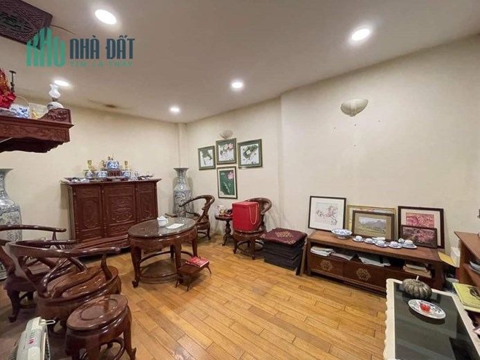 NGƯỜI THÂN NHỜ BÁN NHÀ CHÍNH CHỦ XA LA, FULL NỘI THẤT,  LÔ GÓC – 38M – 3,7 TỶ