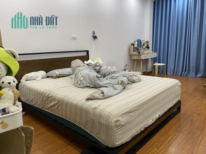 Bán Gấp Nhà Đường Láng 48m 4 Tg MT 3,6m giá chỉ 4,8 tỷ.