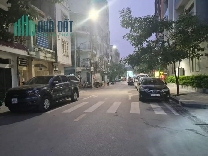 Cần bán nhà KDT  Đinh Công - Hoàng Mai 66/68 mặt tiền 5.2m giá chỉ 12.5 tỷ.