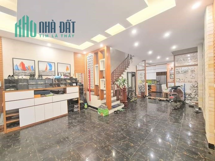 Cần bán nhà KDT  Đinh Công - Hoàng Mai 66/68 mặt tiền 5.2m giá chỉ 12.5 tỷ.