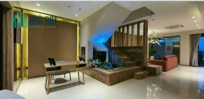 Bán Toà Nhà Văn Phòng đường 25m trung tâm Quận 7. DT 8x30m hầm 7 tầng Giá: 42 tỷ TL.