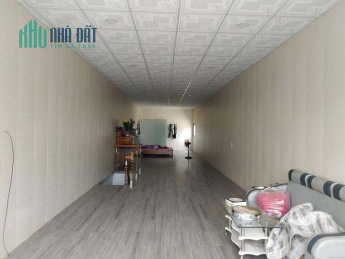 Chính chủ bán nhà mặt tiền kinh doanh đường  tỉnh lộ 10, 120m2 chỉ 10.8 tỷ, lề 4m