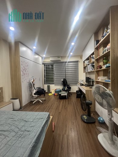 Bán nhà Trần Bình 30m2x5T, thoáng trước sau, tặng nội thất, giá 3.7 tỷ
