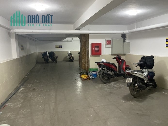 Bán nhà CCMN đấu giá Yên Xá, Tân Triều, 120m2, 10 tầng thang máy, doanh thu 2.5 tỷ/năm