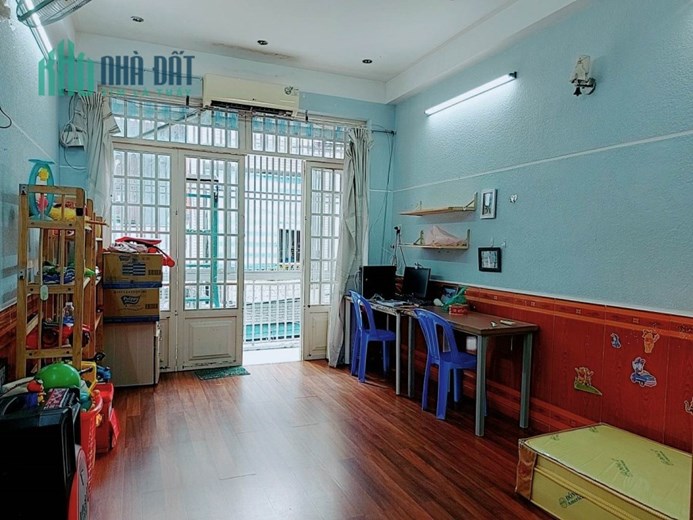 Bán Rẻ Nhà Hẻm Xe Tải 8m Văn Cao,Tân Phú,80m2,Vuông,Ngang 4m,ChỉHơn 6 tỷ