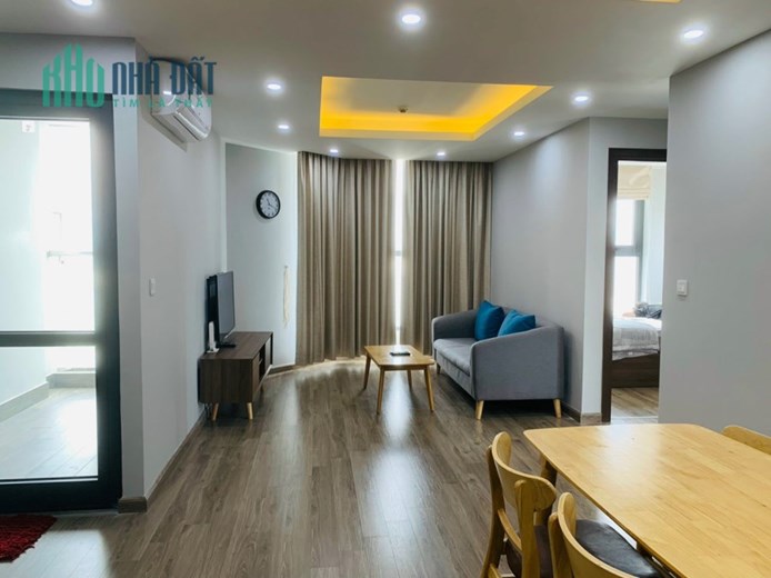 Cho thuê căn hộ cao cấp Hud 2pn siêu đẹp đối diện Vincom cách biển 600m.