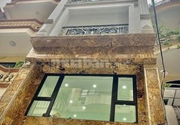 Chính chủ cần bán gấp nhà ngõ  347 Đội Cấn Liễu Giai Ba Đình dt 40 m2 giá 10,5 tỷ