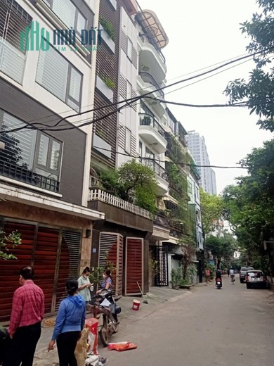 Bán nhà Nguyễn Phong Sắc, 45m2, MT 6,5m, Giá chỉ 11 tỷ 2, Vỉa hè ô tô tránh, Vị trí đắc địa, KDVP