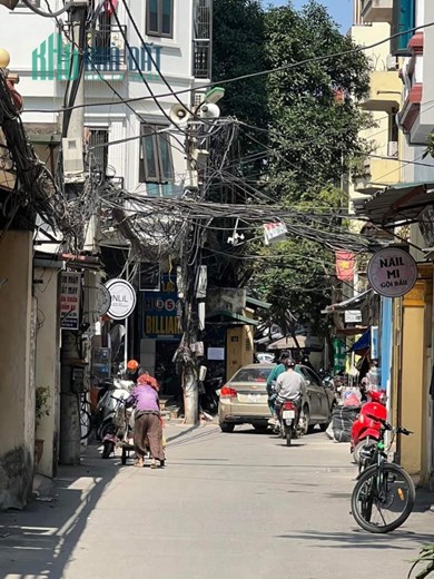 BÁN NHÀ HỒ TÙNG MẬU- CẦU GIẤY- PHÂN LÔ- Ô TÔ-NHÀ DÂN XÂY. DT 38M2 X 5 TẦNG. MT 3,9 MÉT. SỔ ĐỎ VUÔNG