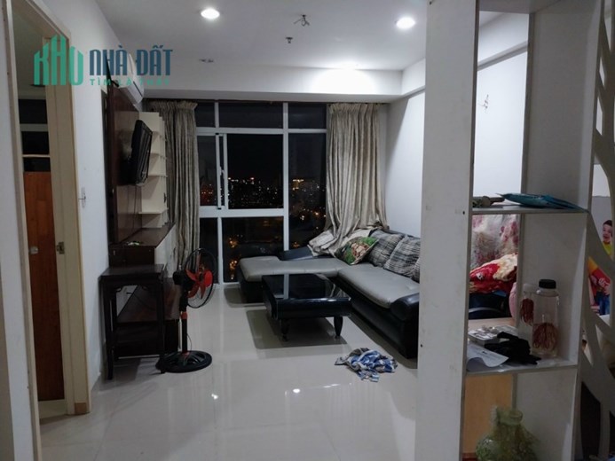 Bán căn hộ CONIC view toàn thành phố, 7m x 7,5m, Giá rẻ.