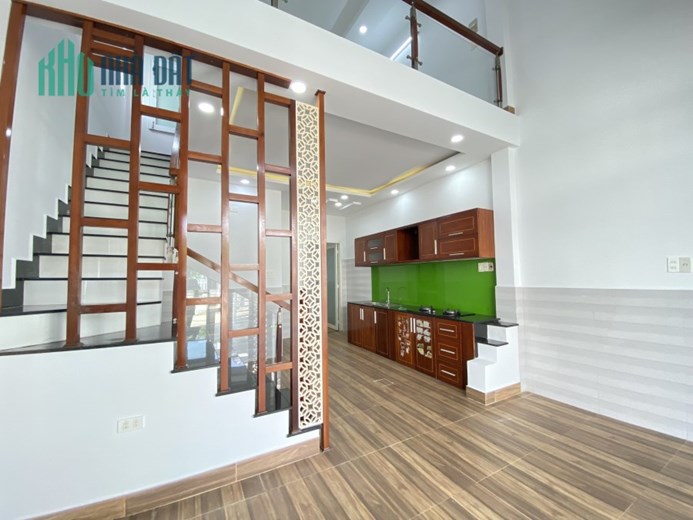 BÁN NHÀ 1 TRỆT 1 LỬNG 2 PHÒNG NGỦ TẠI XÃ VĨNH THẠNH TP NHA TRANG