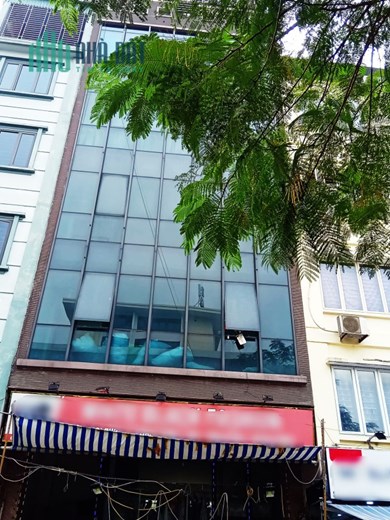 Bán Nhà Hiếm Kinh Doanh lớn Mặt phố Phan Văn Trường giá 32 tỷ, 75m2