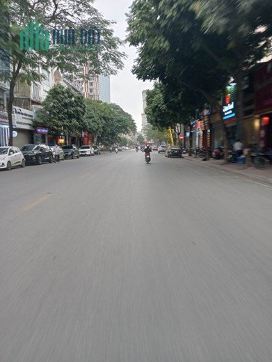 bán nhà mặtTrung Kính Đôi Vũ Phạm Hàm, Trung Hòa,  Cầu Giấy , dt 136 m2 giá 84  tỷ