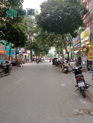 bán nhà mặtTrung Kính Đôi Vũ Phạm Hàm, Trung Hòa,  Cầu Giấy , dt 136 m2 giá 84  tỷ